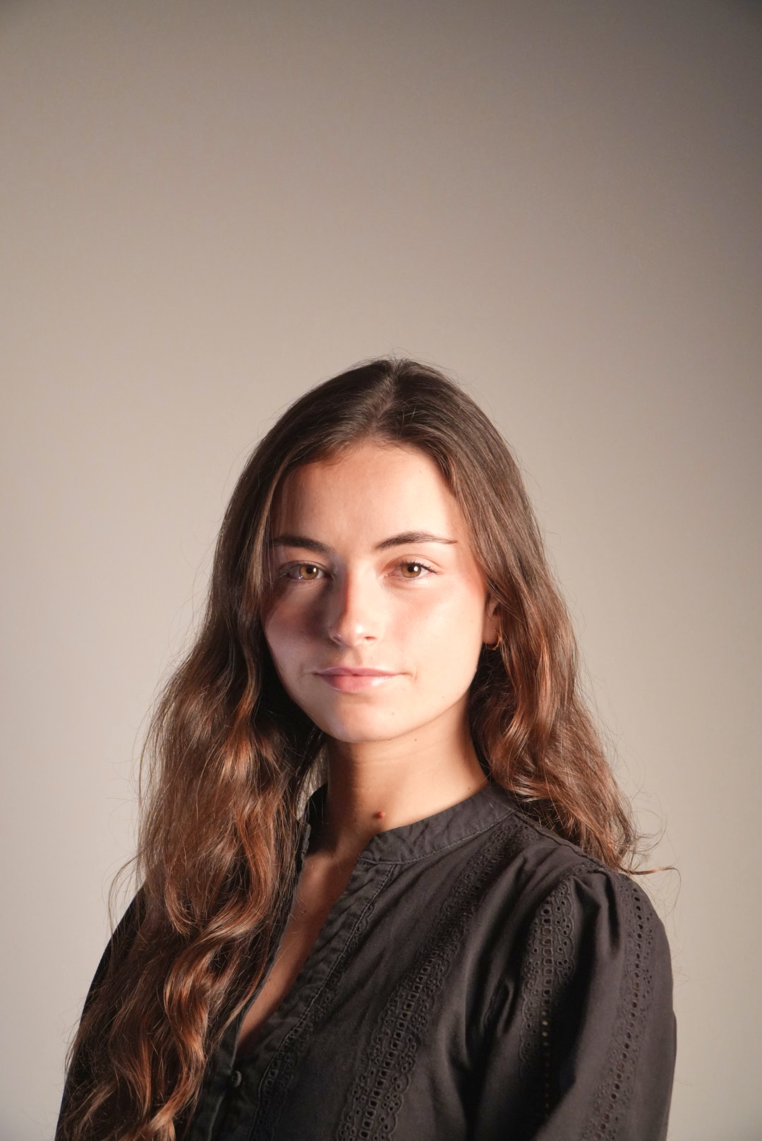 Marta Barón, psicóloga sanitaria especializada en trauma y apego en Madrid